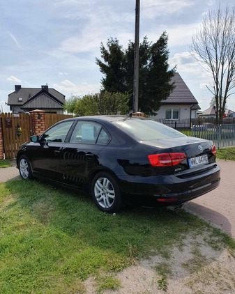 Volkswagen Jetta cena 42000 przebieg: 140000, rok produkcji 2015 z Hajnówka małe 79